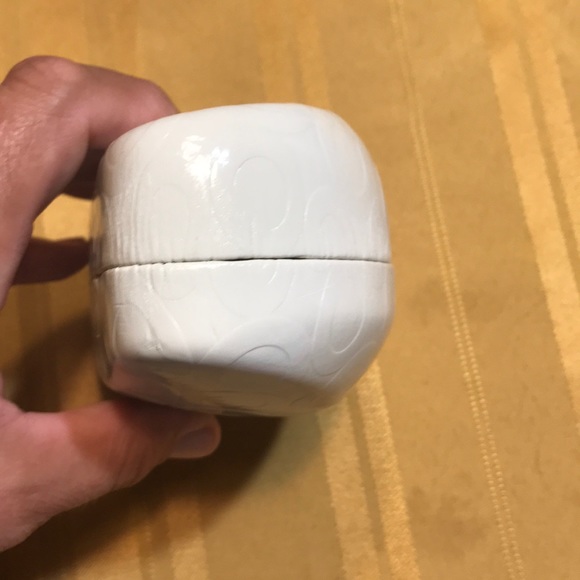 Coach very nice case for sunglasses - Picture 7 of 7